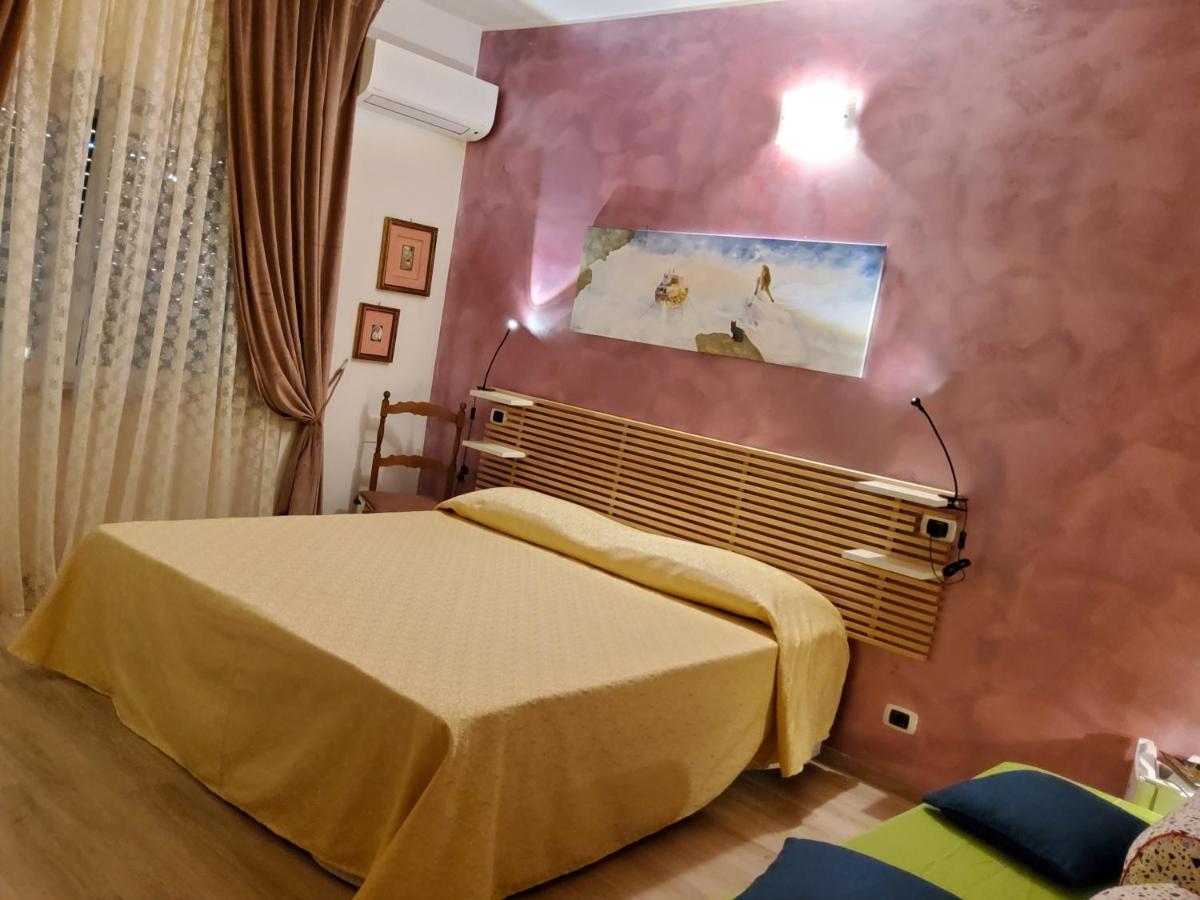 Annadia Sweet Home B&B Лидо-ди-Остия Экстерьер фото